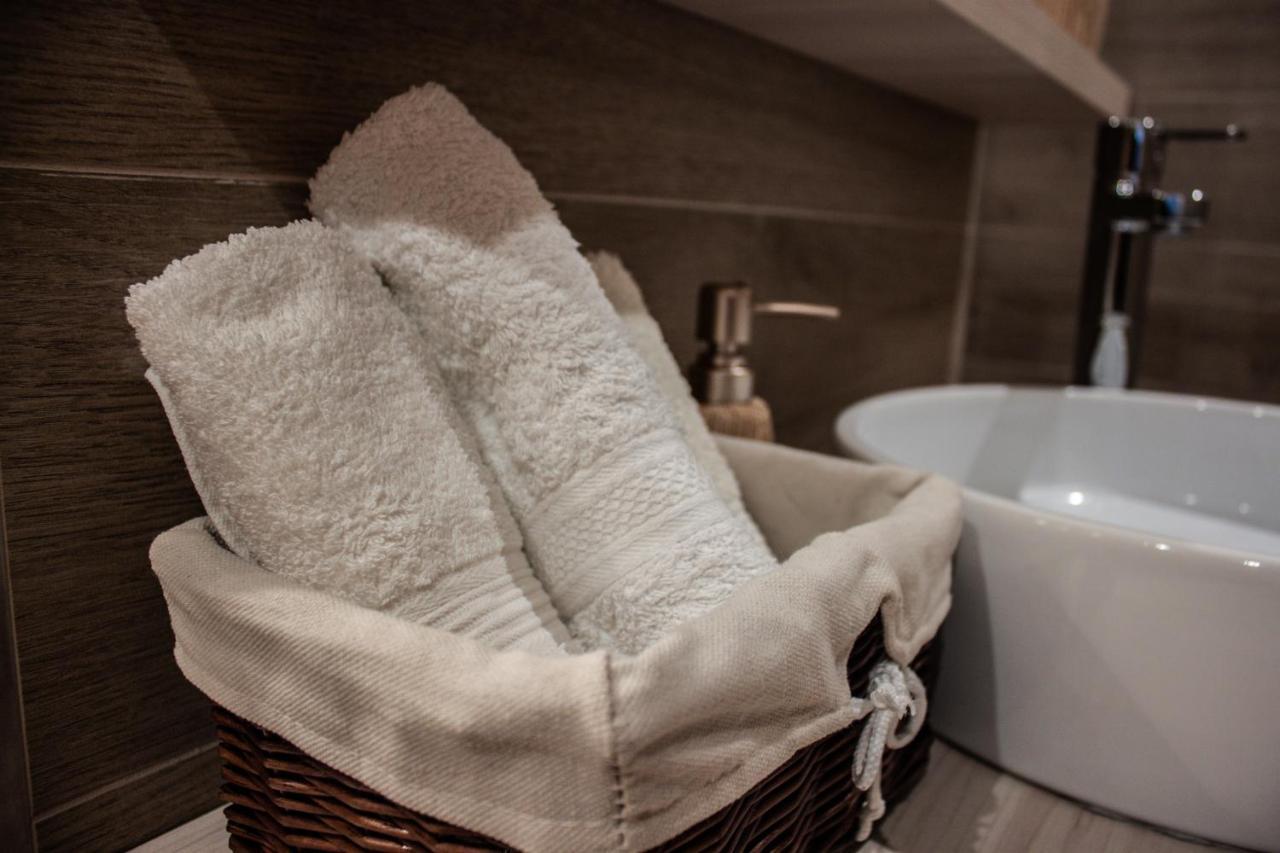 Eurocomfort Apartments Пьятра-Нямц Экстерьер фото