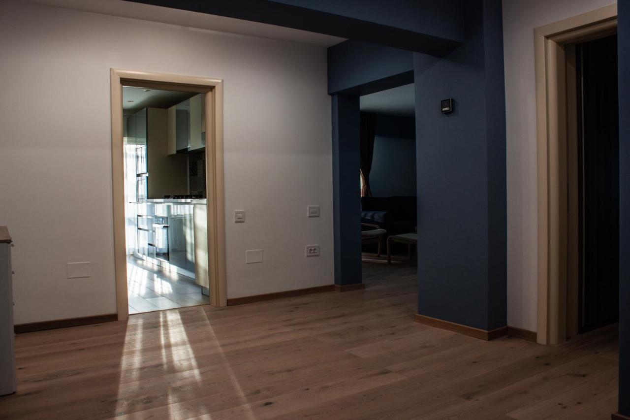 Eurocomfort Apartments Пьятра-Нямц Экстерьер фото